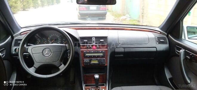 Mercedes C 240 1999, 199,301 km - 2.4 l - Bakı