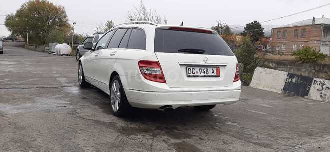 Mercedes C 220 2009, 183,500 km - 2.2 l - Bakı