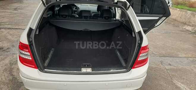 Mercedes C 220 2009, 183,500 km - 2.2 l - Bakı