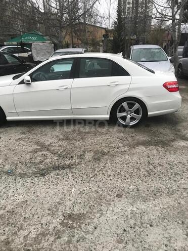 Mercedes E 350 2010, 140,000 km - 3.5 l - Bakı