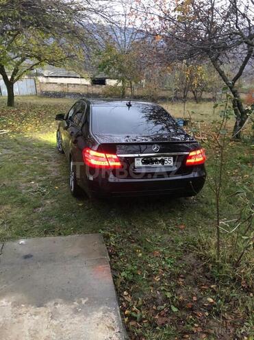 Mercedes E 220 2010, 256,000 km - 0.2 l - Şəki