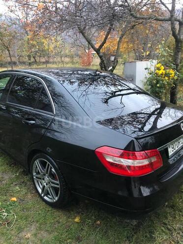 Mercedes E 220 2010, 256,000 km - 0.2 l - Şəki
