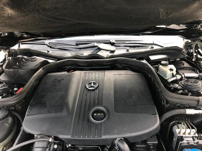 Mercedes E 220 2010, 256,000 km - 0.2 l - Şəki