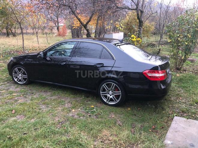 Mercedes E 220 2010, 256,000 km - 0.2 l - Şəki