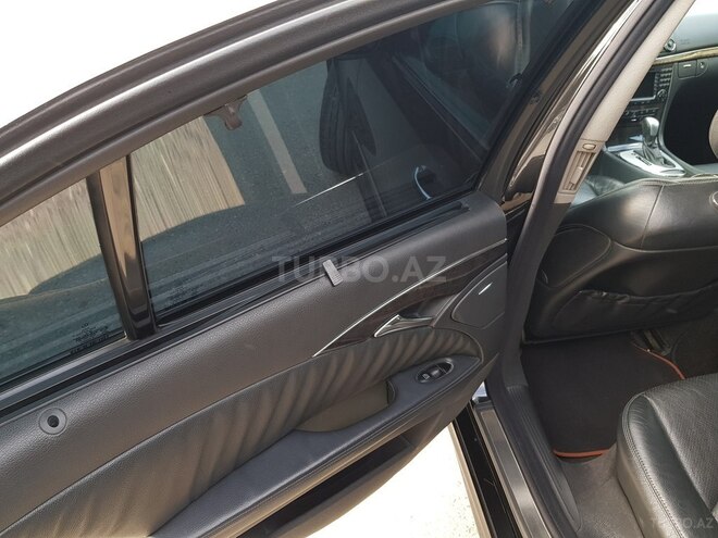 Mercedes E 320 2004, 322,000 km - 3.2 l - Bakı