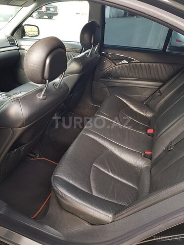 Mercedes E 320 2004, 322,000 km - 3.2 l - Bakı