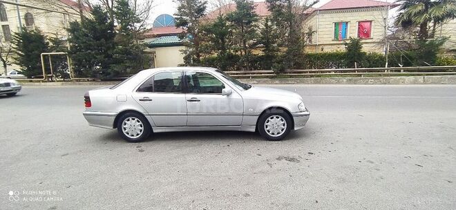 Mercedes C 240 1999, 199,301 km - 2.4 l - Bakı