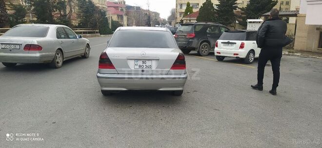 Mercedes C 240 1999, 199,301 km - 2.4 l - Bakı