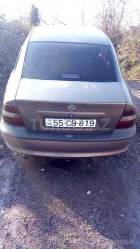 Opel Vectra 1998, 100,000 km - 1.6 l - Şəki