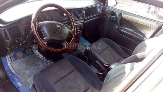 Opel Vectra 1998, 100,000 km - 1.6 l - Şəki