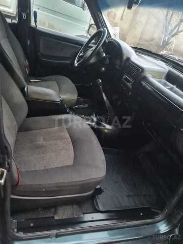 GAZ 31105 2004, 140,000 km - 2.3 l - Bakı