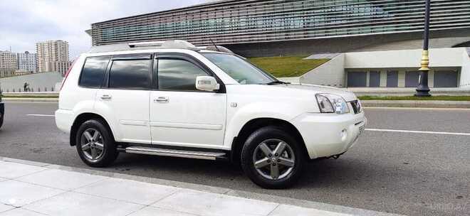 Nissan X-Trail 2010, 123,000 km - 2.5 л - Bakı