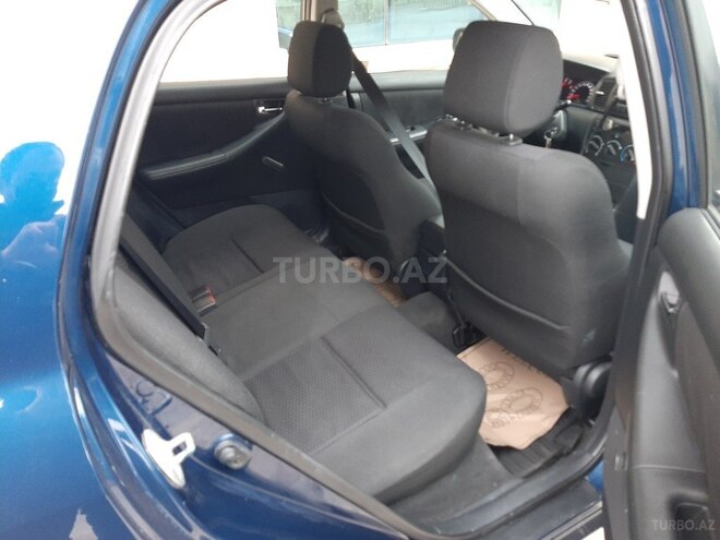 Toyota Corolla 2005, 268,500 km - 1.4 l - Bakı