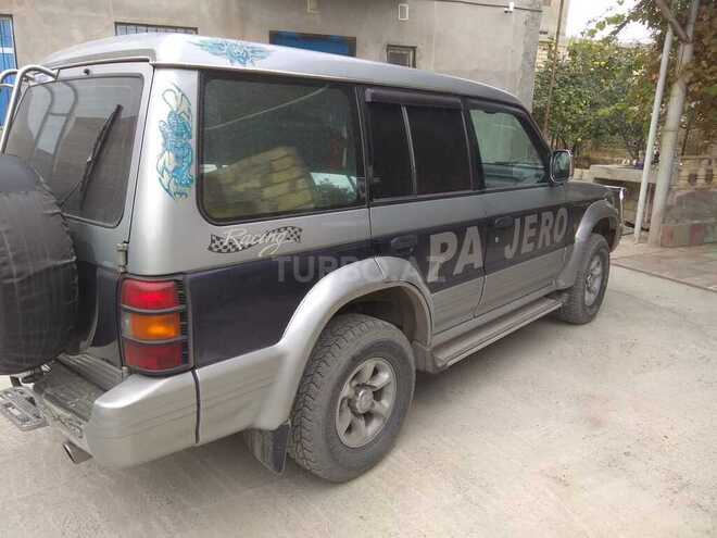 Mitsubishi Pajero 1996, 385,000 km - 2.8 l - Bakı