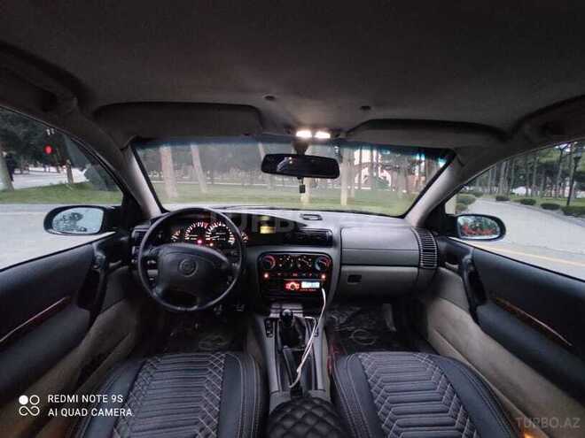 Opel Omega 1995, 210,000 km - 2.0 l - Bakı