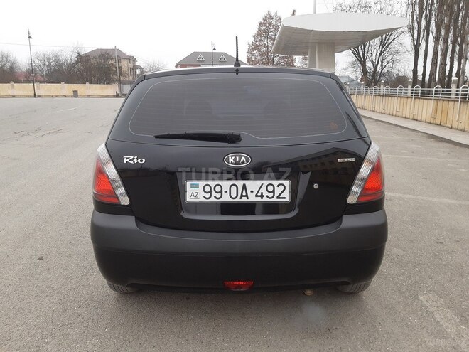 Kia Rio 2009, 164,000 km - 1.4 l - İsmayıllı