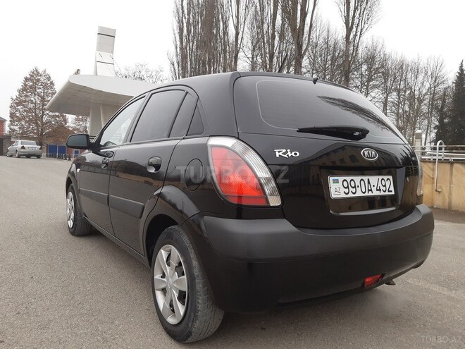 Kia Rio 2009, 164,000 km - 1.4 l - İsmayıllı
