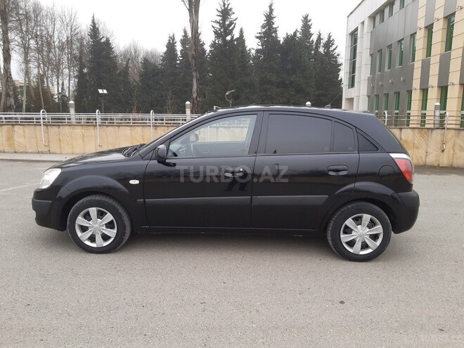 Kia Rio 2009, 164,000 km - 1.4 l - İsmayıllı