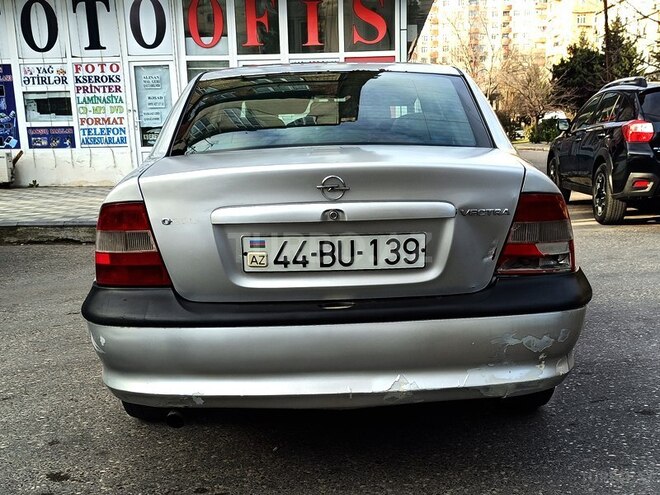 Opel Vectra 1998, 280,000 km - 1.8 l - Bakı