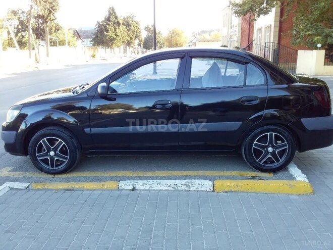Kia Rio 2008, 180,000 km - 1.4 l - Xaçmaz