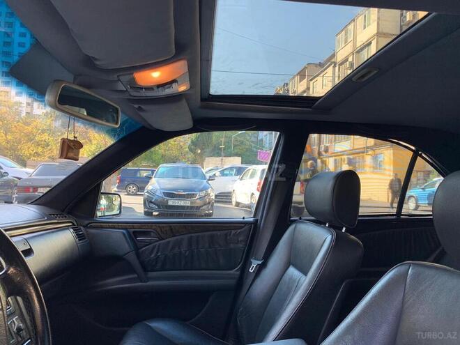 Mercedes E 240 1998, 280,000 km - 2.4 л - Bakı