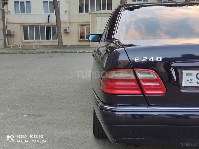 Mercedes E 240 1999, 339,000 km - 2.4 l - Bakı