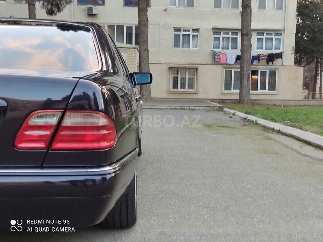 Mercedes E 240 1999, 339,000 km - 2.4 l - Bakı