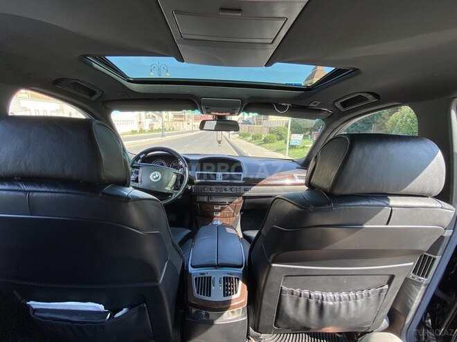 BMW 745 2004, 209,769 km - 4.4 l - Bakı