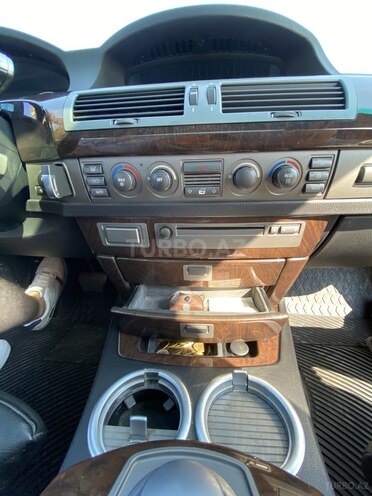 BMW 745 2004, 209,769 km - 4.4 l - Bakı