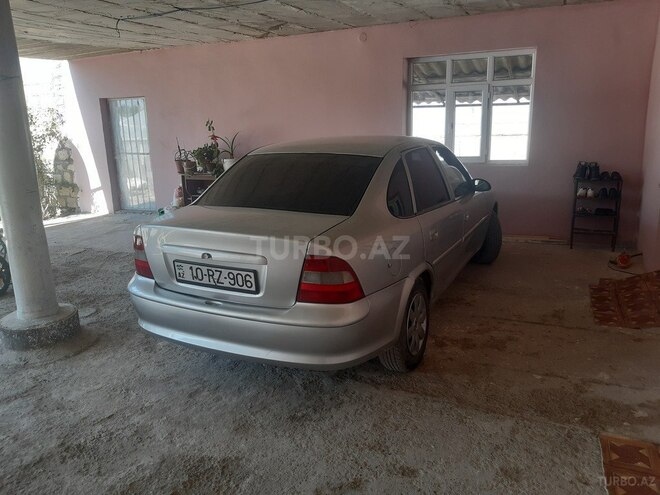 Opel Vectra 1996, 333,799 km - 1.6 l - Şəmkir