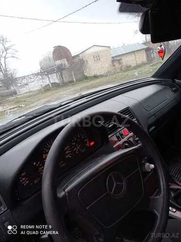 Mercedes C 180 1998, 300,000 km - 1.8 l - Şəki
