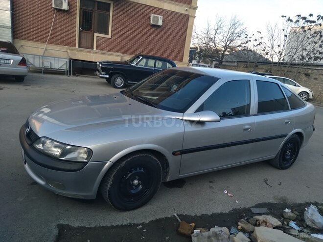Opel Vectra 1998, 218,000 km - 1.8 l - Bakı