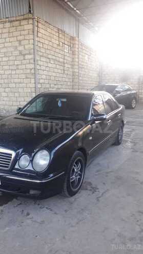 Mercedes E 240 1998, 258,012 km - 2.4 l - Samux