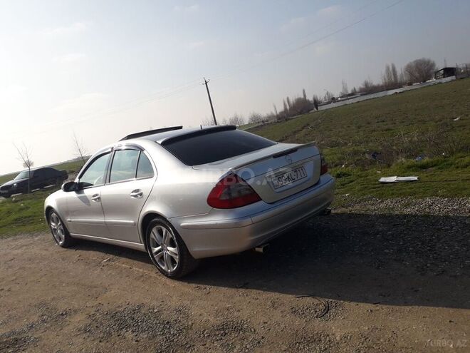 Mercedes E 270 2002, 450,000 km - 2.7 l - Füzuli