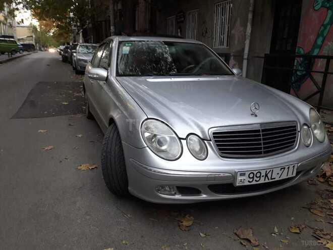 Mercedes E 270 2002, 450,000 km - 2.7 l - Füzuli