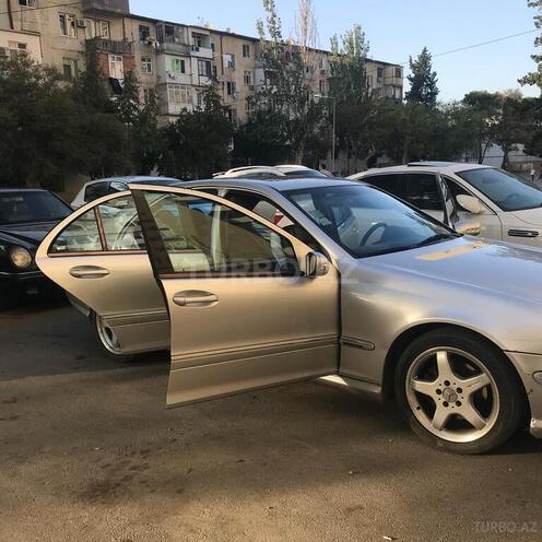 Mercedes C 240 2000, 220,000 km - 2.6 l - Bakı