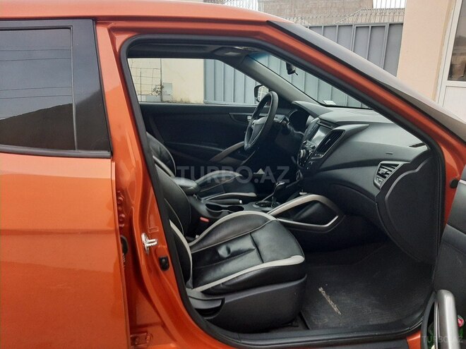 Hyundai Veloster 2013, 150 km - 2.4 л - Bakı