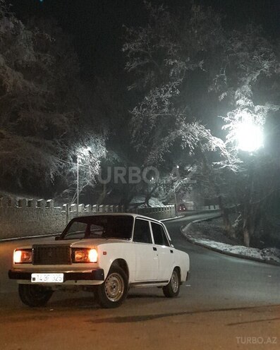 LADA (VAZ) 2107 2009, 96,000 km - 1.6 л - Goranboy