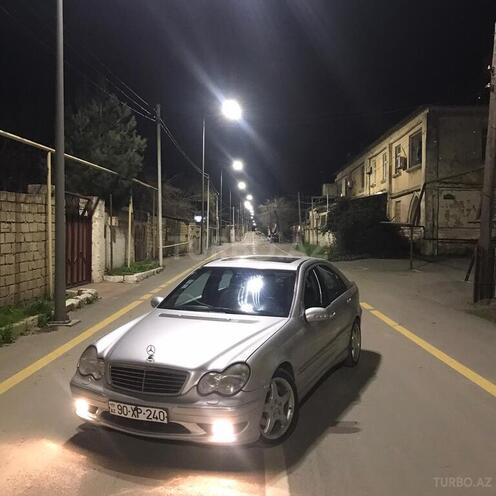 Mercedes C 240 2000, 220,000 km - 2.6 л - Bakı