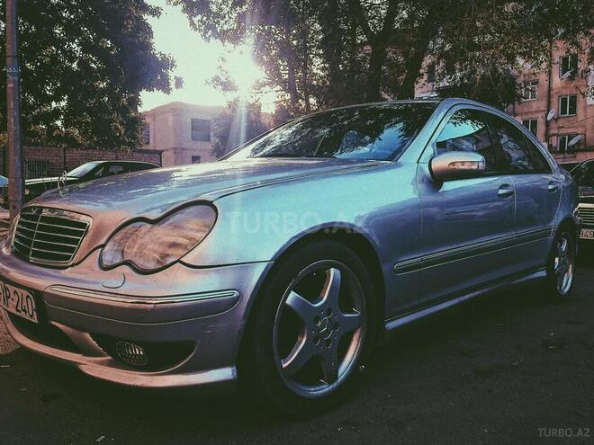 Mercedes C 240 2000, 220,000 km - 2.6 л - Bakı