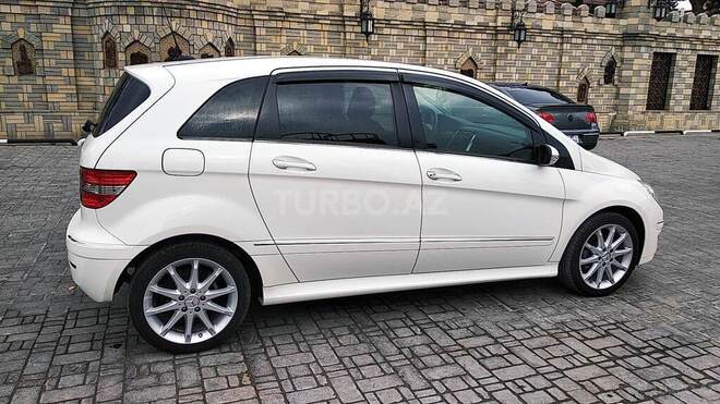 Mercedes B 170 2008, 95,000 km - 1.7 л - Bakı