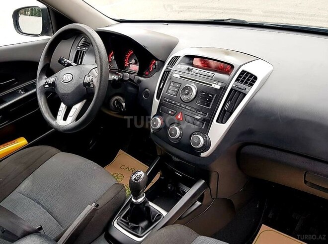 Kia Ceed 2010, 182,000 km - 1.6 l - Bakı