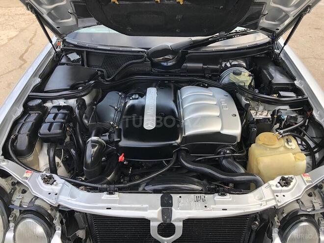 Mercedes E 220 1999, 302,485 km - 2.2 l - Sumqayıt