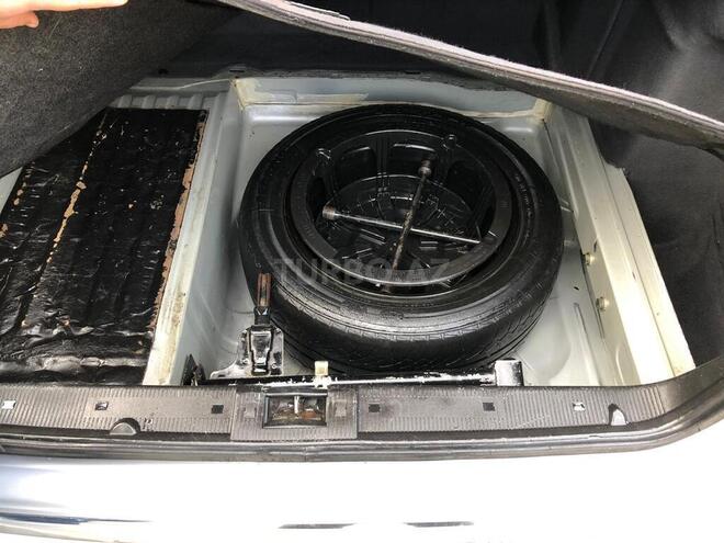 Mercedes E 220 1999, 302,485 km - 2.2 l - Sumqayıt