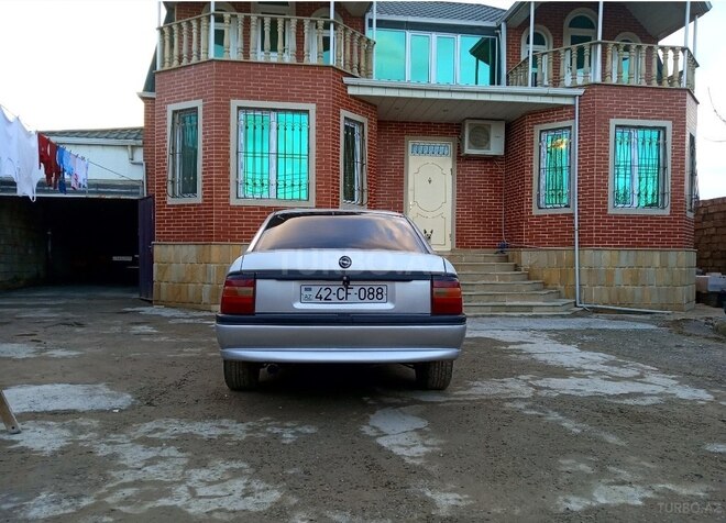 Opel Vectra 1994, 375,000 km - 1.8 l - Bakı