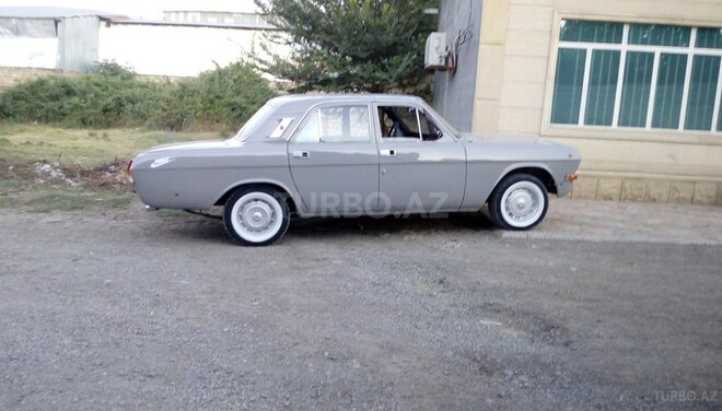 GAZ 24 1982, 89,000 km - 2.4 l - Bakı