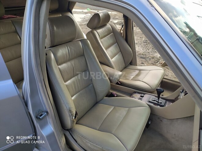 Mercedes E 300 1993, 548,328 km - 3.0 l - Bakı