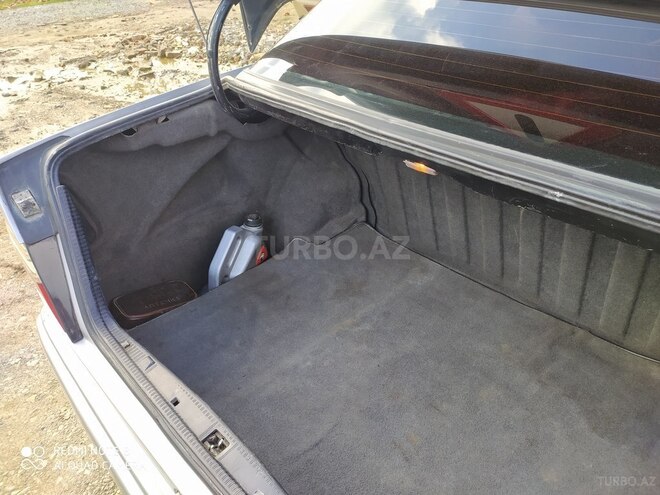 Mercedes E 300 1993, 548,328 km - 3.0 l - Bakı