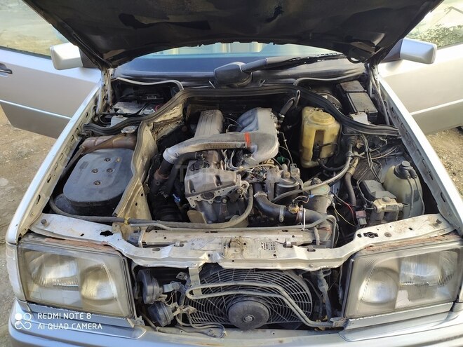 Mercedes E 300 1993, 548,328 km - 3.0 l - Bakı