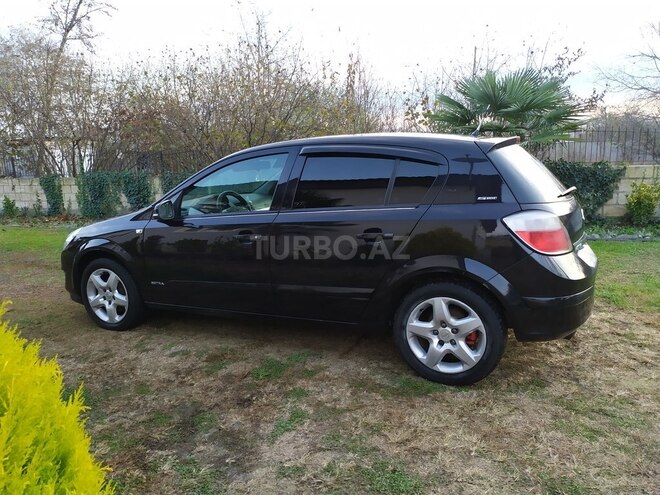 Opel Astra 2008, 178,000 km - 1.3 l - Zaqatala